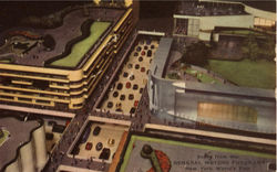 GENERAL MOTORS Futurama Postcard
