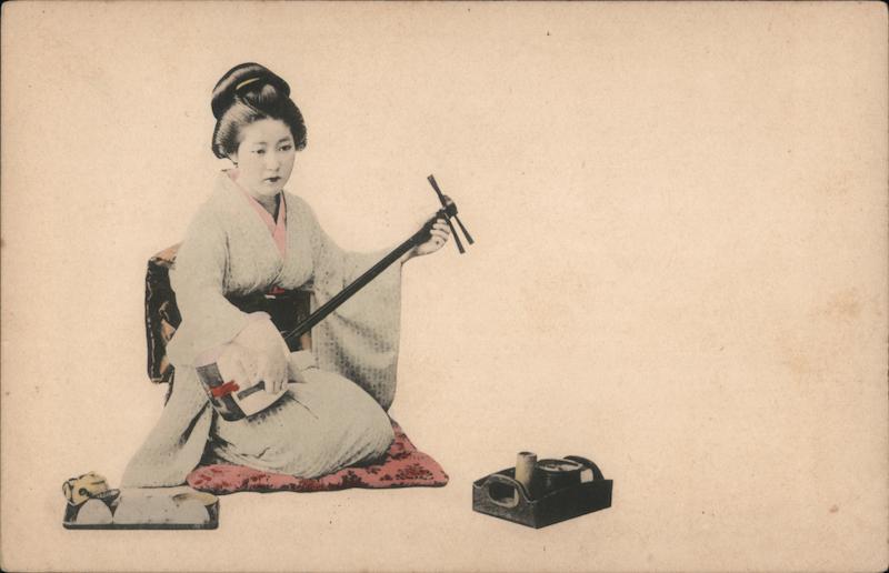 Japanese woman with typical dress