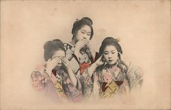 Three Geisha performing "See no evil, Speak no evil, Hear no evil" Postcard