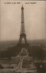 La Tour Eiffel vue du Trocadero Paris, France Postcard Postcard Postcard