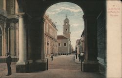 Looking up O'Reilly St. Havana Postcard