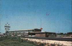 Kentucky Parkway Hotel Postcard