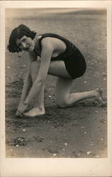 Flapper Woman on sand Postcard