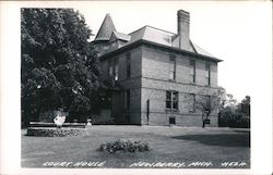 Court House Newberry, Mich. Postcard