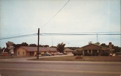 Burk's Woodland Lake Motel Postcard