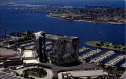 San Diego Marrlott Hotel & Marina California Postcard Postcard