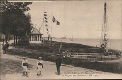 Pauillac Postcard