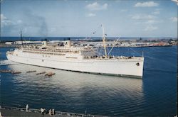 Lurline entering Honolulu. Harbor, being greeted by outriggers Large Format Postcard