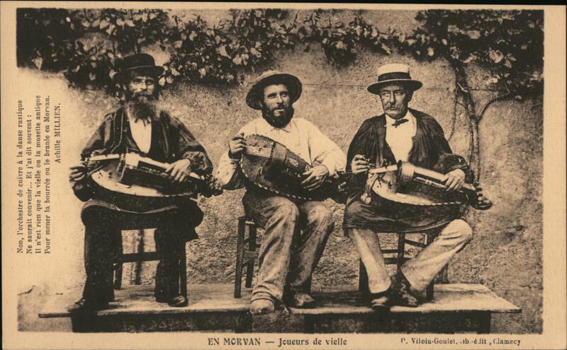 En Mcrvan Jouers de Vielle Clanecy France