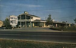Park Plaza Motel Postcard