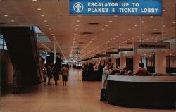 Chicago O'Hare International Airport First Floor Lobby Postcard