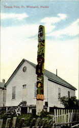 Totem Pole, Fort Wrangell Alaska Postcard Postcard