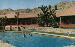 Apple Valley Inn Pool, Apple Valley, California Postcard