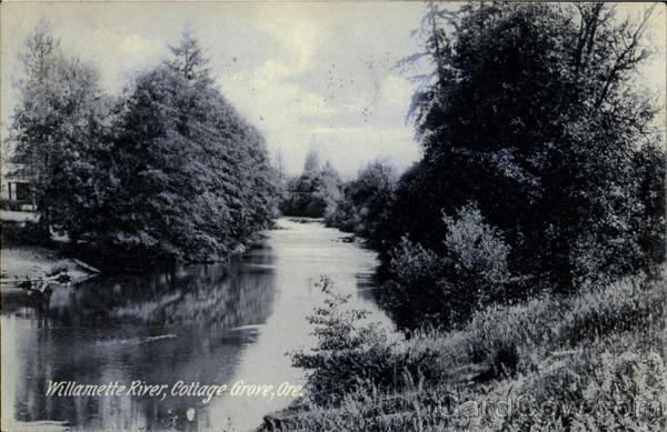 Willamette Rivre Cottage Grove Oregon