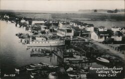 Normans Fishing Resort, Cuttings Wharf Postcard