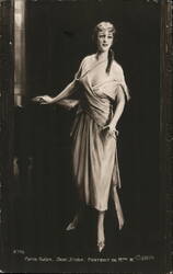 Portrait de Mme. M.H. Paris-Salon. Théo Styka Postcard