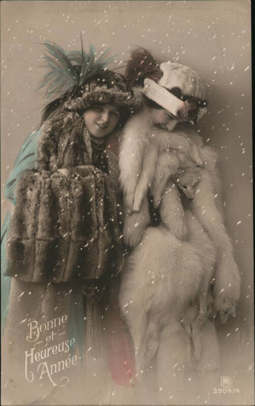 Two Women in Fur Coats, Bonne et Heureuse Année