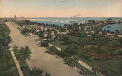 Bay Front Park, Vinoy Park Hotel, St. Petersburg, Florida Postcard