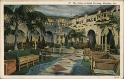 Hotel Hershey Patio, Fountain, Spanish Style Postcard