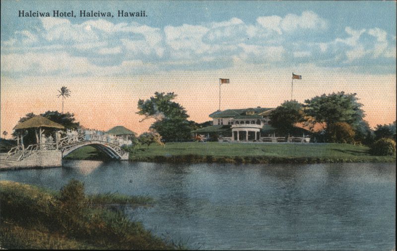 Haleiwa Hotel, Tranquil Sunset View with Footbridge