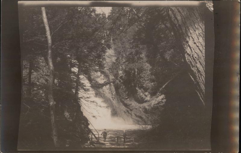 Beautiful Scenery in Gorge Landscapes