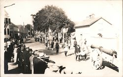American Volunteers and Cannon 1814, Stonington Battle Centennial Postcard