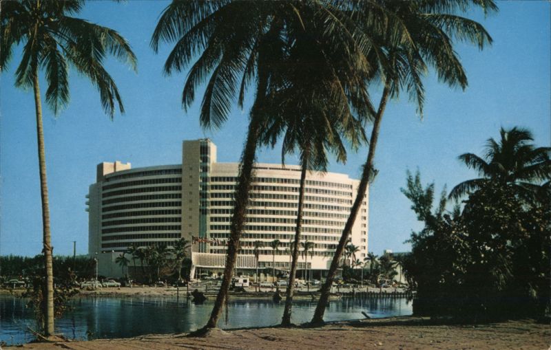 Fontainebleau Hotel, Miami Beach, Florida