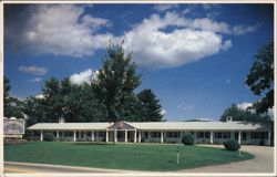 Clarendon Motel, North Conway, NH Postcard