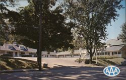 Yankee Traveler Motel Postcard