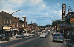 Main Street, Huntsville, ON Postcard