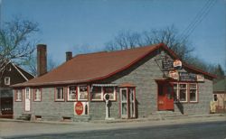 Madame Legros Souvenir Shop, Callander, ON Postcard