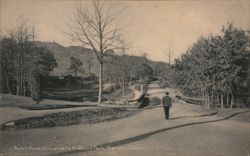 Notch Road, Entrance to Hubbard Park, Meriden, CT Postcard