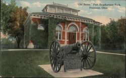 "Old Betsy" Cannon, Fort Stephenson Park, Fremont, OH Postcard