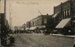 Street Scene with Crowd, Berlin WI Postcard