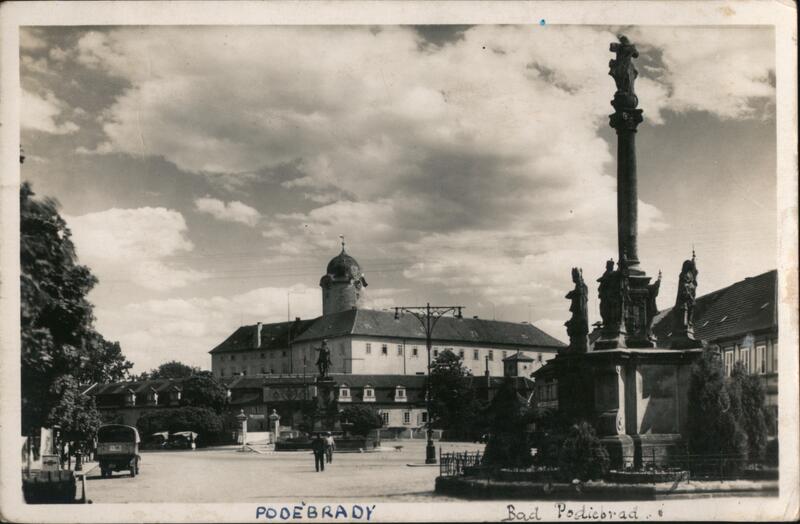 Poděbrady, Jiriho Square with Castle and Marian Column Czechoslovakia