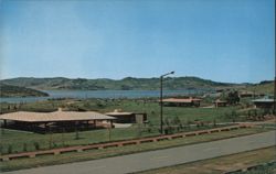 Puddingstone Lake, Frank G. Bonelli Regional County Park Postcard