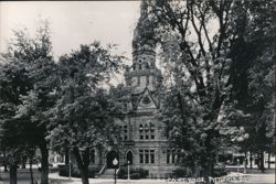 Court House, Pittsfield, IL Postcard