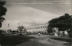Calzada Independencia & Edificio San Fernando, Guadalajara Postcard