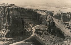 Rim Rock Drive, Colorado National Monument Postcard