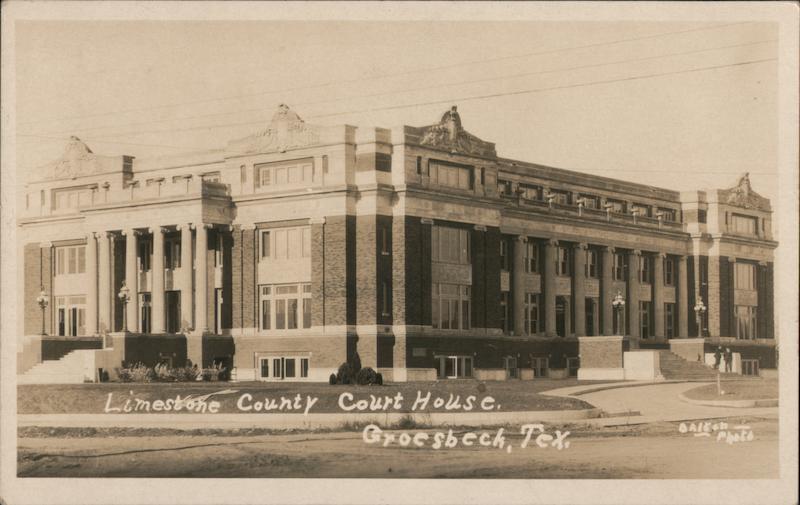 Limestone County Courthouse Groesbeck, TX Postcard