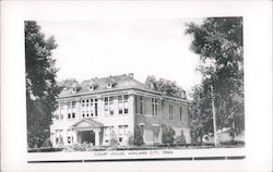 Cheatham County Courthouse Postcard