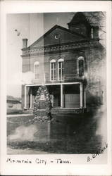 Johnson County Courthouse Postcard