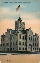 Grundy County Courthouse Postcard