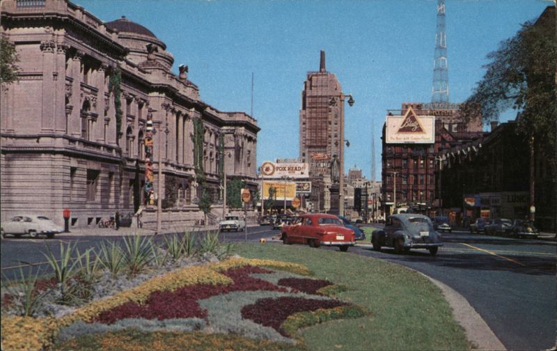 Milwaukee, Wisconsin Ave., Library & Museum Building