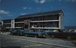 Captain's Bounty Motor Inn, Rockport, MA Postcard