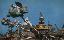Flying Dumbo Ride, Fantasyland, Disneyland Postcard