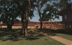 Coral Reef Lodge, Sacramento, CA Postcard