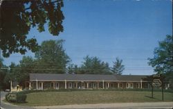 Oakside Motel, Rainbow Village, North Kingstown, RI Postcard
