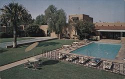 Pioneer East Motor Hotel, Poolside View Postcard