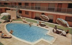 Swimming Pool at Indian Arms Apartments, Phoenix Postcard
